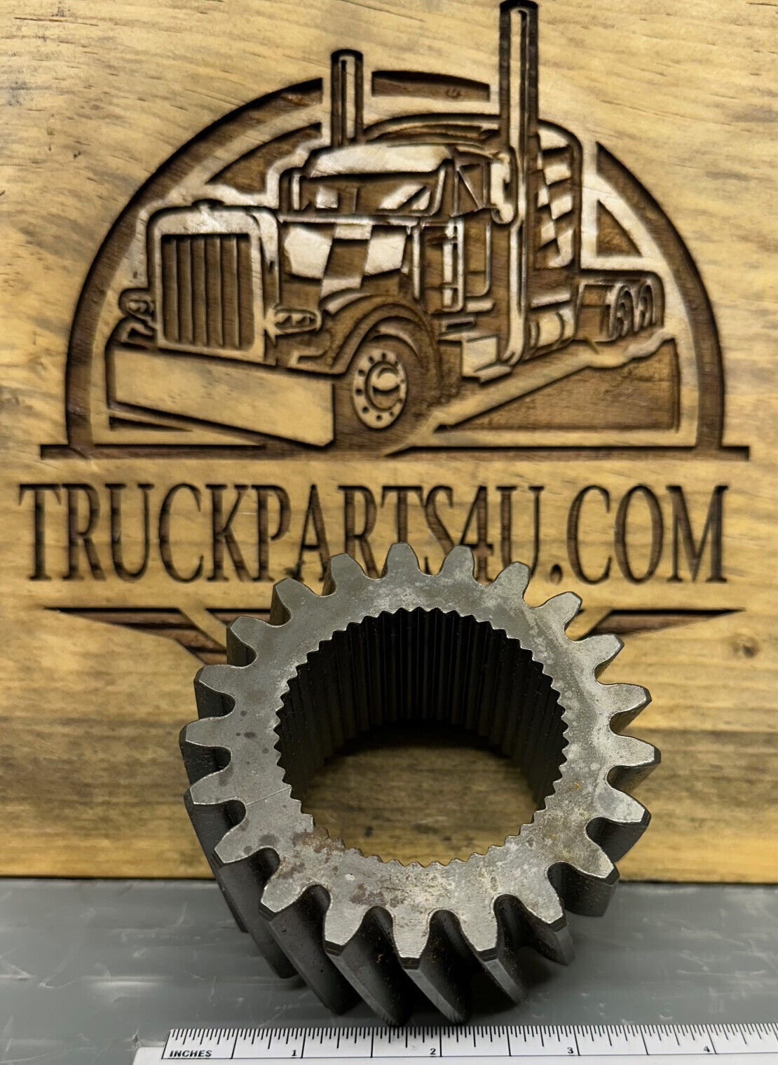 621190C1 KOMATSU IHC DRESSER TRANSMISSION GEAR * NEW OEM